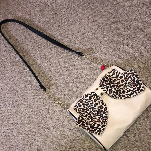 Betsey Johnson Purse - Picture 6 of 6